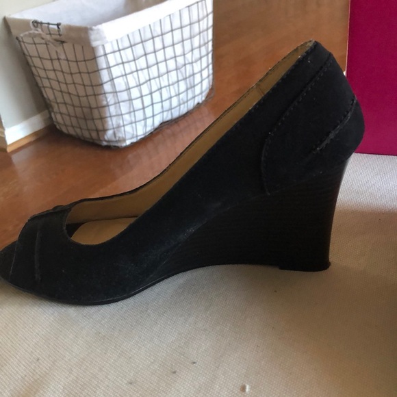 Shoedazzle black wedge dress shoes. - Picture 4 of 4